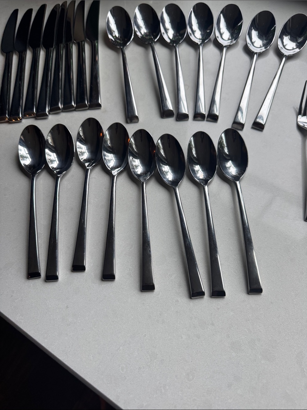 Mikasa Rockford 38 pieces Stainless Steel Flatware Set - Silver - Picture 6 of 7